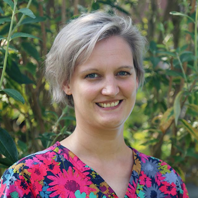 Dr. Birte Barbian